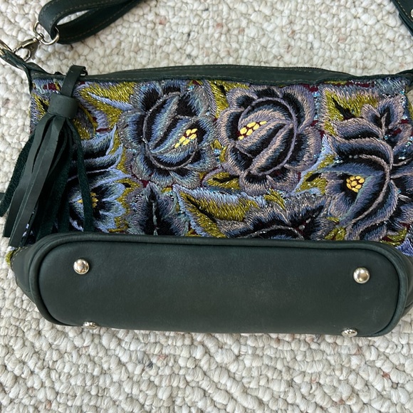 Handmade Leather Guatemalan Huipil Handbag - TEAL Leather crossbody - Picture 2 of 9